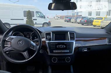 Внедорожник / Кроссовер Mercedes-Benz M-Class 2012 в Хмельницком