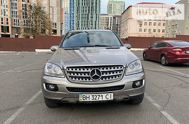 Внедорожник / Кроссовер Mercedes-Benz M-Class 2006 в Киеве
