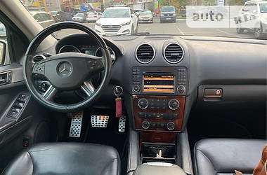 Позашляховик / Кросовер Mercedes-Benz M-Class 2006 в Києві