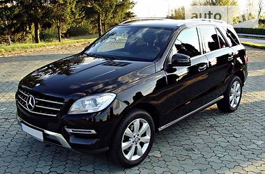 Внедорожник / Кроссовер Mercedes-Benz M-Class 2015 в Дубно