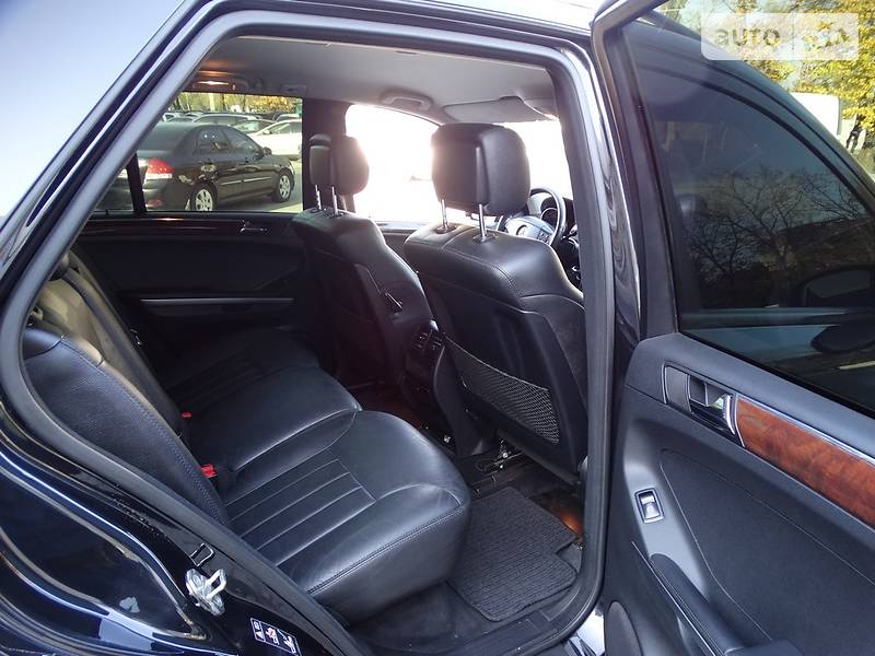 Позашляховик / Кросовер Mercedes-Benz M-Class 2006 в Дніпрі