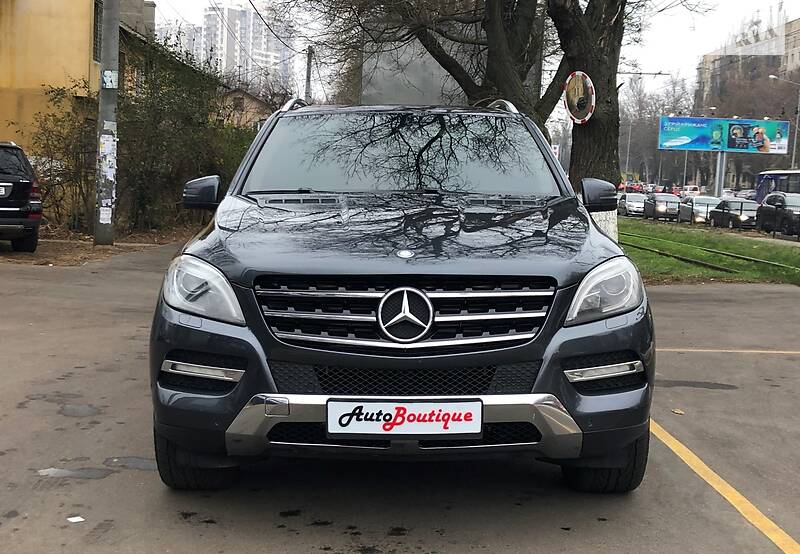 Позашляховик / Кросовер Mercedes-Benz M-Class 2013 в Одесі