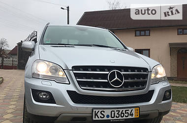 Внедорожник / Кроссовер Mercedes-Benz M-Class 2010 в 