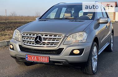 Внедорожник / Кроссовер Mercedes-Benz M-Class 2009 в Ровно