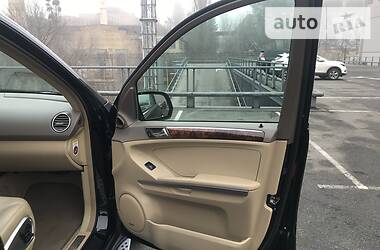 Позашляховик / Кросовер Mercedes-Benz M-Class 2008 в 