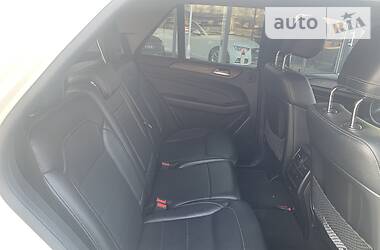 Позашляховик / Кросовер Mercedes-Benz M-Class 2013 в 