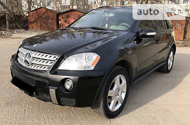Позашляховик / Кросовер Mercedes-Benz M-Class 2007 в 