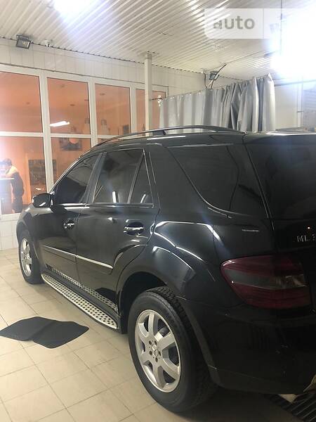 Позашляховик / Кросовер Mercedes-Benz M-Class 2007 в Одесі