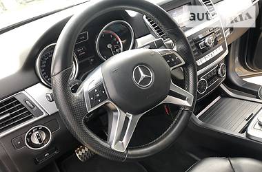 Позашляховик / Кросовер Mercedes-Benz M-Class 2012 в 