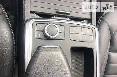 Позашляховик / Кросовер Mercedes-Benz M-Class 2012 в 