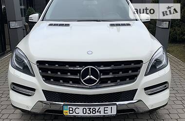 Позашляховик / Кросовер Mercedes-Benz M-Class 2012 в 