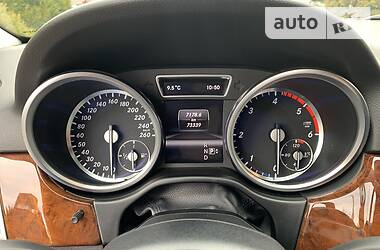 Позашляховик / Кросовер Mercedes-Benz M-Class 2012 в 