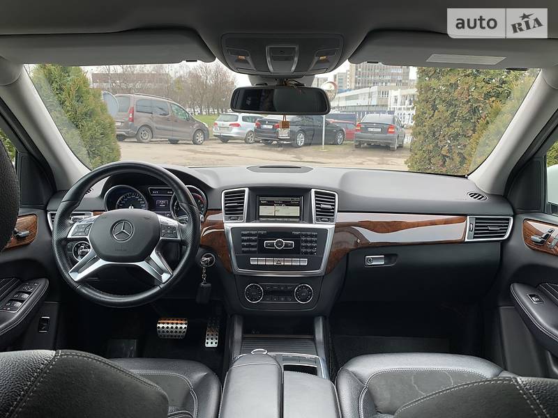 Позашляховик / Кросовер Mercedes-Benz M-Class 2012 в Львові