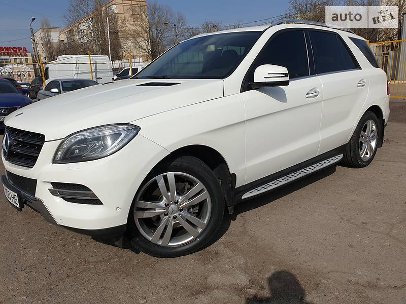 Позашляховик / Кросовер Mercedes-Benz M-Class 2014 в Одесі