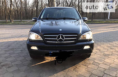 Позашляховик / Кросовер Mercedes-Benz M-Class 2003 в  фото 10 Позашляховик / Кросовер Mercedes-Benz M-Class 2003 в