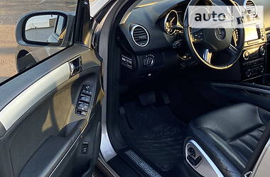 Позашляховик / Кросовер Mercedes-Benz M-Class 2008 в 