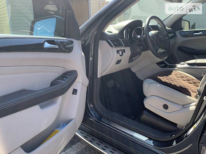 Позашляховик / Кросовер Mercedes-Benz M-Class 2015 в Кременчуці фото 12 Позашляховик / Кросовер Mercedes-Benz M-Class 2015 в Кременчуці