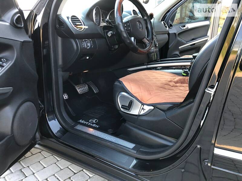 Внедорожник / Кроссовер Mercedes-Benz M-Class 2006 в Иршаве
