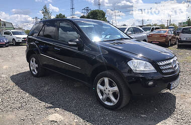 Позашляховик / Кросовер Mercedes-Benz M-Class 2007 в 