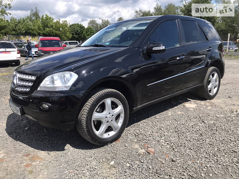 Позашляховик / Кросовер Mercedes-Benz M-Class 2007 в 