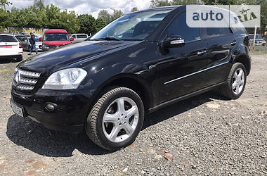 Позашляховик / Кросовер Mercedes-Benz M-Class 2007 в 