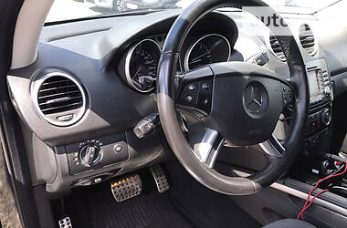 Позашляховик / Кросовер Mercedes-Benz M-Class 2007 в 