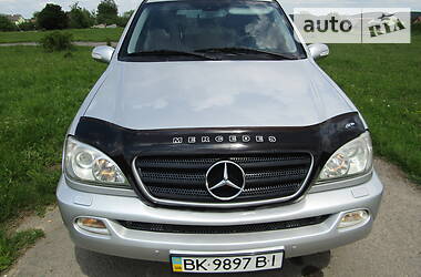 Внедорожник / Кроссовер Mercedes-Benz M-Class 2005 в Ровно