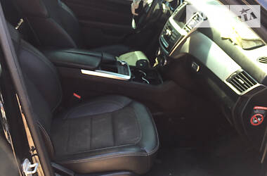 Позашляховик / Кросовер Mercedes-Benz M-Class 2014 в 