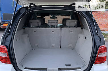 Внедорожник / Кроссовер Mercedes-Benz M-Class 2010 в 