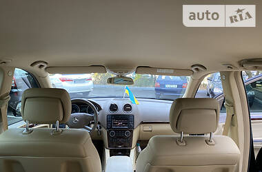 Внедорожник / Кроссовер Mercedes-Benz M-Class 2009 в 