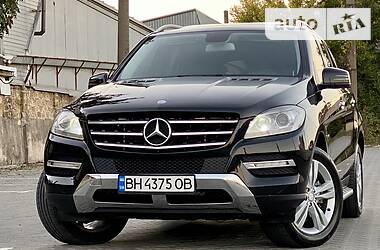 Внедорожник / Кроссовер Mercedes-Benz M-Class 2013 в Одессе