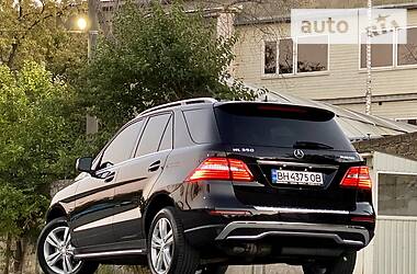 Внедорожник / Кроссовер Mercedes-Benz M-Class 2013 в Одессе