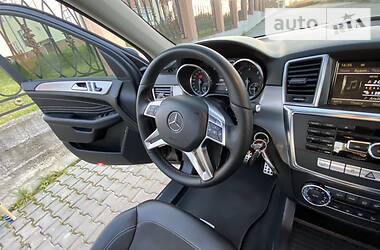 Внедорожник / Кроссовер Mercedes-Benz M-Class 2011 в Дрогобыче