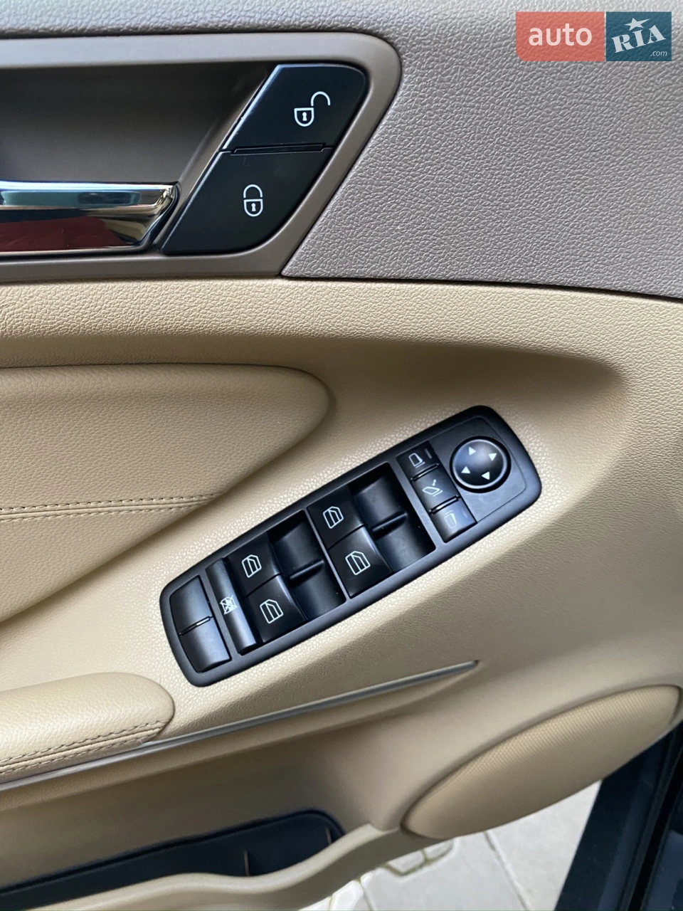 2010 Mercedes-Benz M-klasse - мініатюра 10
