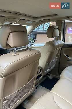 Внедорожник / Кроссовер Mercedes-Benz M-Class 2010 в 