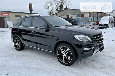 Внедорожник / Кроссовер Mercedes-Benz M-Class 2015 в Бродах