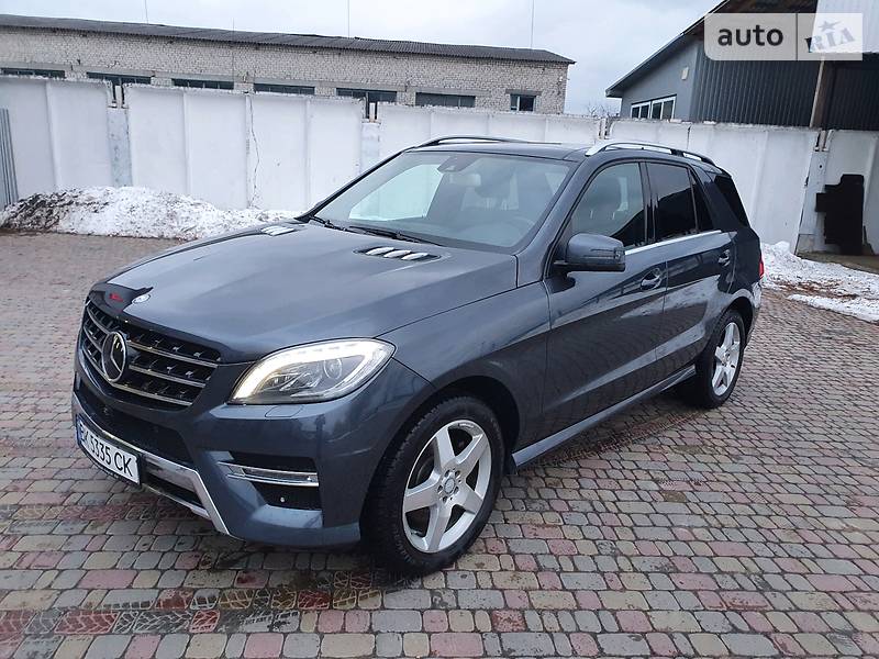 Позашляховик / Кросовер Mercedes-Benz M-Class 2014 в Костопілі