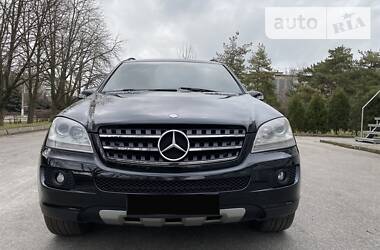 Внедорожник / Кроссовер Mercedes-Benz M-Class 2008 в Никополе