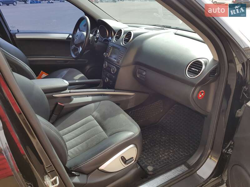 Внедорожник / Кроссовер Mercedes-Benz M-Class 2009 в Тульчине фото 12 Внедорожник / Кроссовер Mercedes-Benz M-Class 2009 в Тульчине