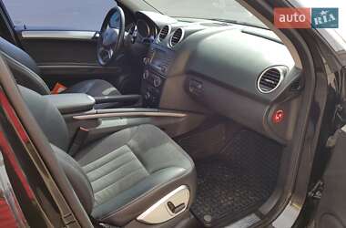Внедорожник / Кроссовер Mercedes-Benz M-Class 2009 в 