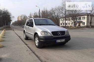 Внедорожник / Кроссовер Mercedes-Benz M-Class 1999 в 