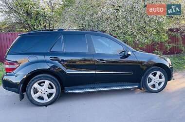 Внедорожник / Кроссовер Mercedes-Benz M-Class 2007 в 