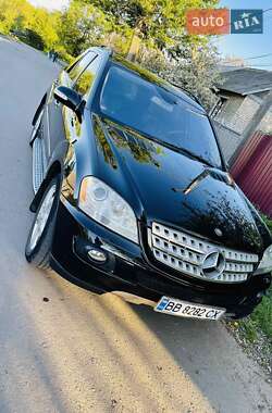 Внедорожник / Кроссовер Mercedes-Benz M-Class 2007 в 