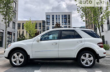 Внедорожник / Кроссовер Mercedes-Benz M-Class 2008 в Киеве