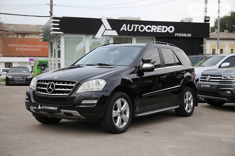 Внедорожник / Кроссовер Mercedes-Benz M-Class 2009 в Харькове