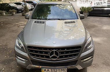 Позашляховик / Кросовер Mercedes-Benz M-Class 2013 в Києві
