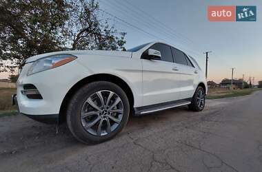 Внедорожник / Кроссовер Mercedes-Benz M-Class 2014 в Херсоне