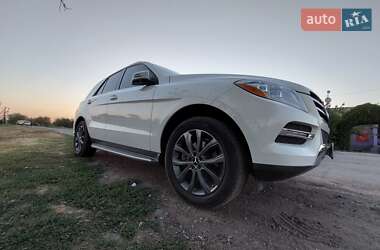 Внедорожник / Кроссовер Mercedes-Benz M-Class 2014 в Херсоне