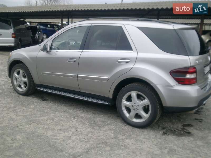 Внедорожник / Кроссовер Mercedes-Benz M-Class 2008 в Сумах