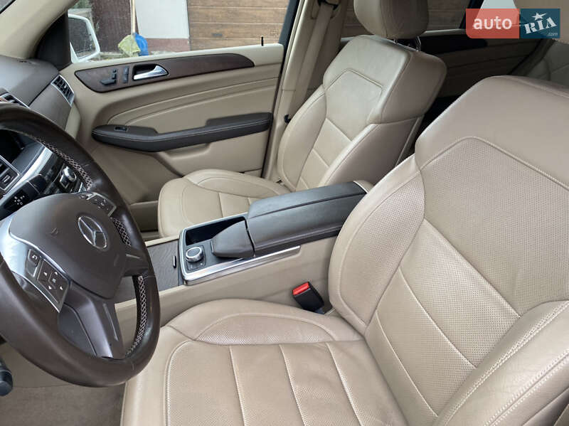 Внедорожник / Кроссовер Mercedes-Benz M-Class 2014 в Борисполе